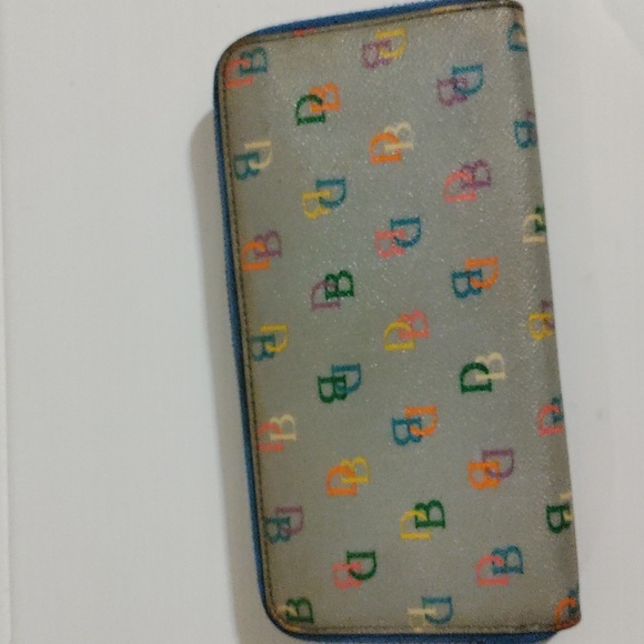 Vintage DOONEY & BOURKE Rainbow Zip Around Wallet - Picture 5 of 12
